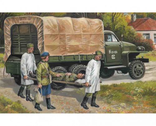 ICM - Studebaker US6 with Soviet Medical Personnel