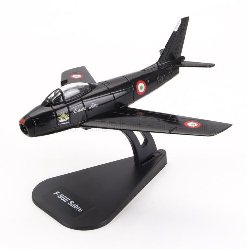 Italeri - NORTH AMERICAN F-86E SABRE MILITARY AIRPLANE 1961  BLACK