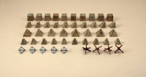 Italeri - Antitank Obstacles