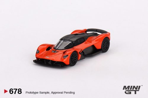 Minigt - 1:64 Aston Martin Valkyrie, Orange/Black (LHD) - MINI GT