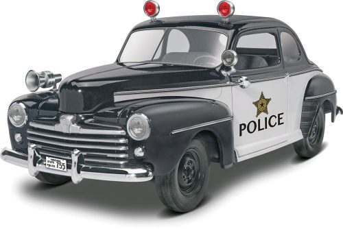 Revell - 1948 Ford Police Coupe 2n1