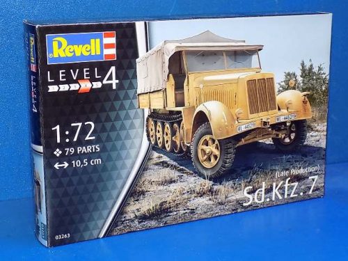 Revell - Sd. Kfz. 7 (Late) (3263)