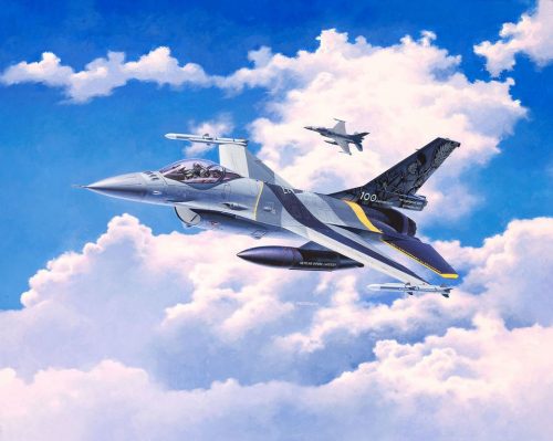 Revell - F-16 Mlu 100Th Anniversary (3905)