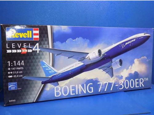 Revell - Boeing 777-300ER 1:144 (4945)