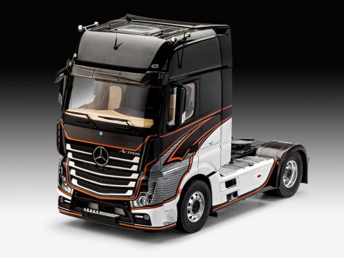 Revell - Mercedes-Benz Actros MP4