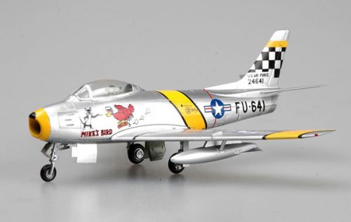 Trumpeter Easy Model - F-86F30, 39FS/51 FW flown by Chrles McSain. Korea,1953